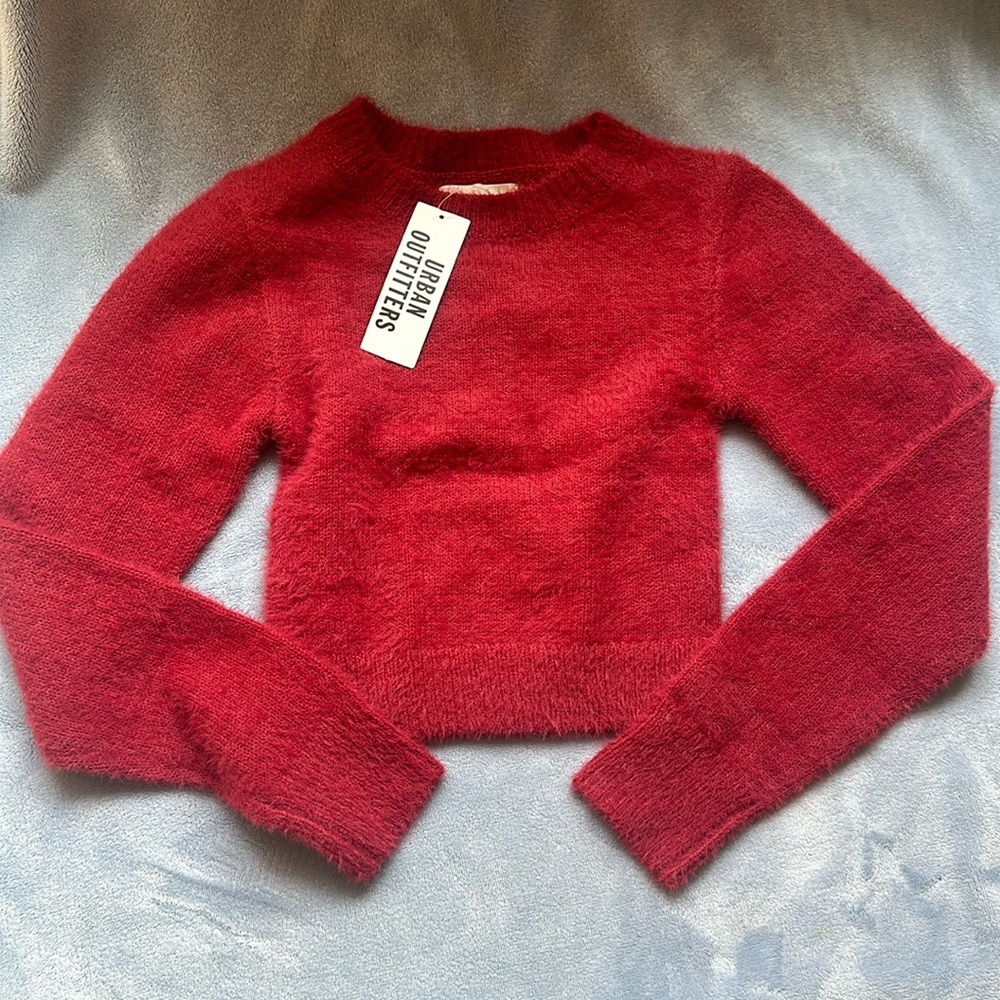 Urban Outfitters Fuzzy Cropped Sweater NWT xs